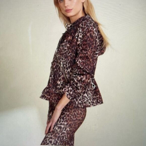 NWOT Veronica Beard jacket. - Picture 8 of 8